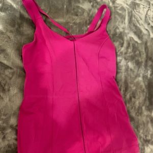lululemon tank top plum built in bra